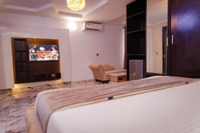 247 Luxury Hotel
